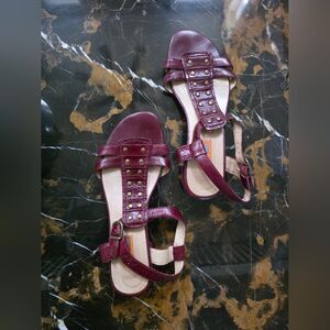 Miz Mooz Women's Abigail Sandal Wine Maroon Red Sz 7 Low Heel Ankle Strap